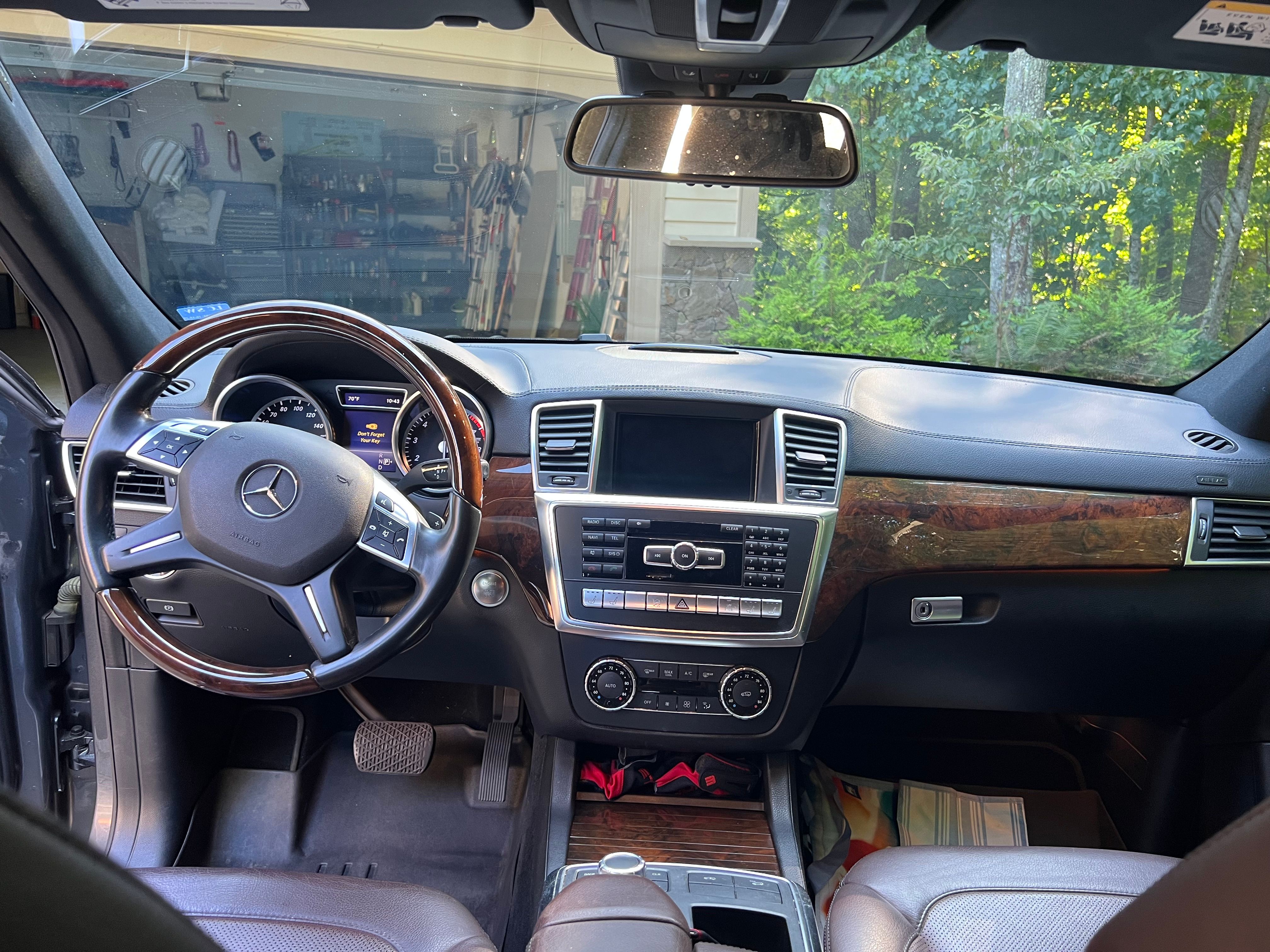 Used 2014 Mercedes-Benz GL 450 4MATIC image 6