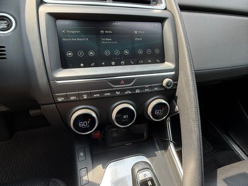 Used 2018 Jaguar E-PACE SE AWD/4WD image 8