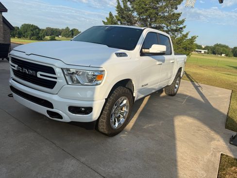 Used 2020 RAM 1500 Big Horn AWD/4WD image 4