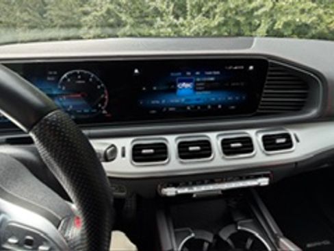 Used 2023 Mercedes-Benz GLE 53 AMG 4MATIC Coupe image 9