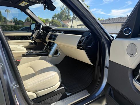 Used 2019 Land Rover Range Rover HSE AWD/4WD image 10