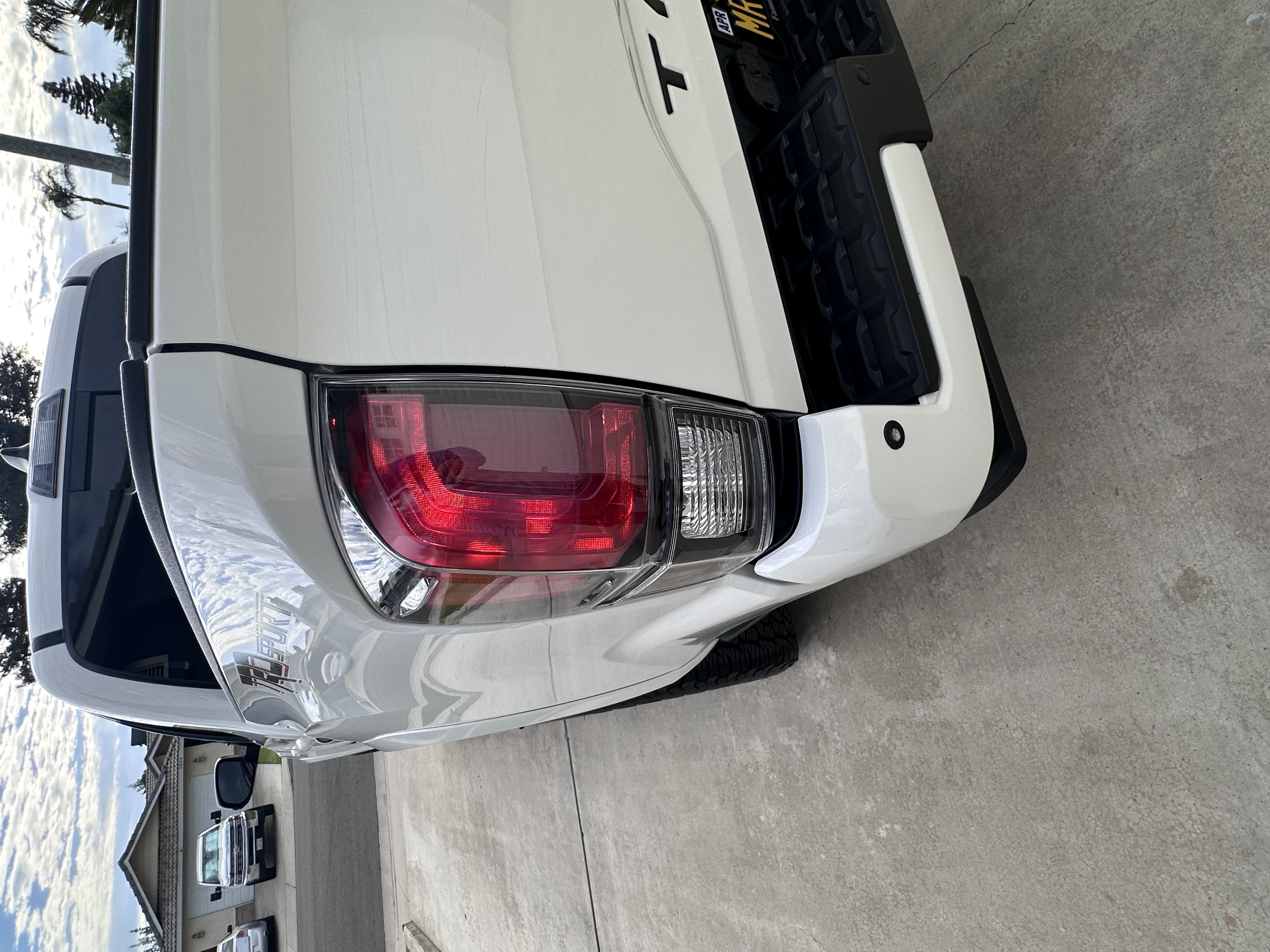 Used 2021 Toyota Tacoma TRD Sport w/ Technology Package RWD image 18