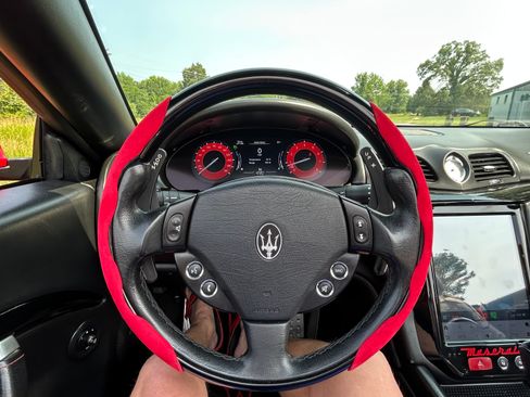 Used 2011 Maserati GranTurismo Convertible image 27