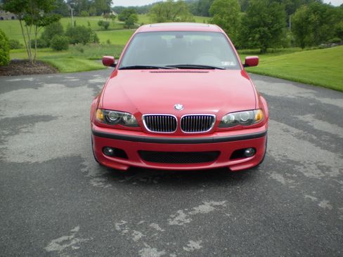 Used 2005 BMW 330i Sedan image 2