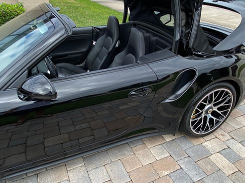 Used 2016 Porsche 911 Turbo S image 6