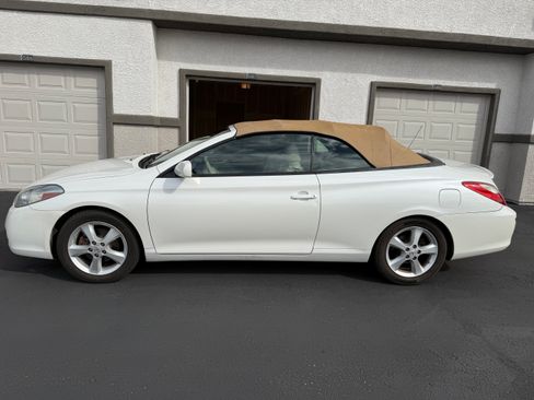 Used 2007 Toyota Solara SLE image 9