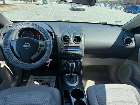 Used 2010 Nissan Rogue SL FWD image 11