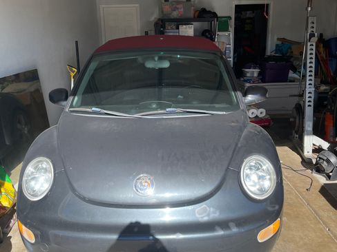 Used 2005 Volkswagen Beetle GLS image 4