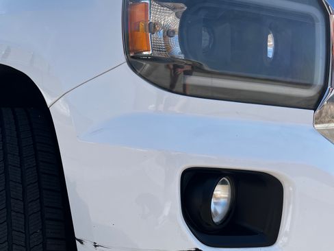 Used 2016 GMC Canyon SLE RWD image 12