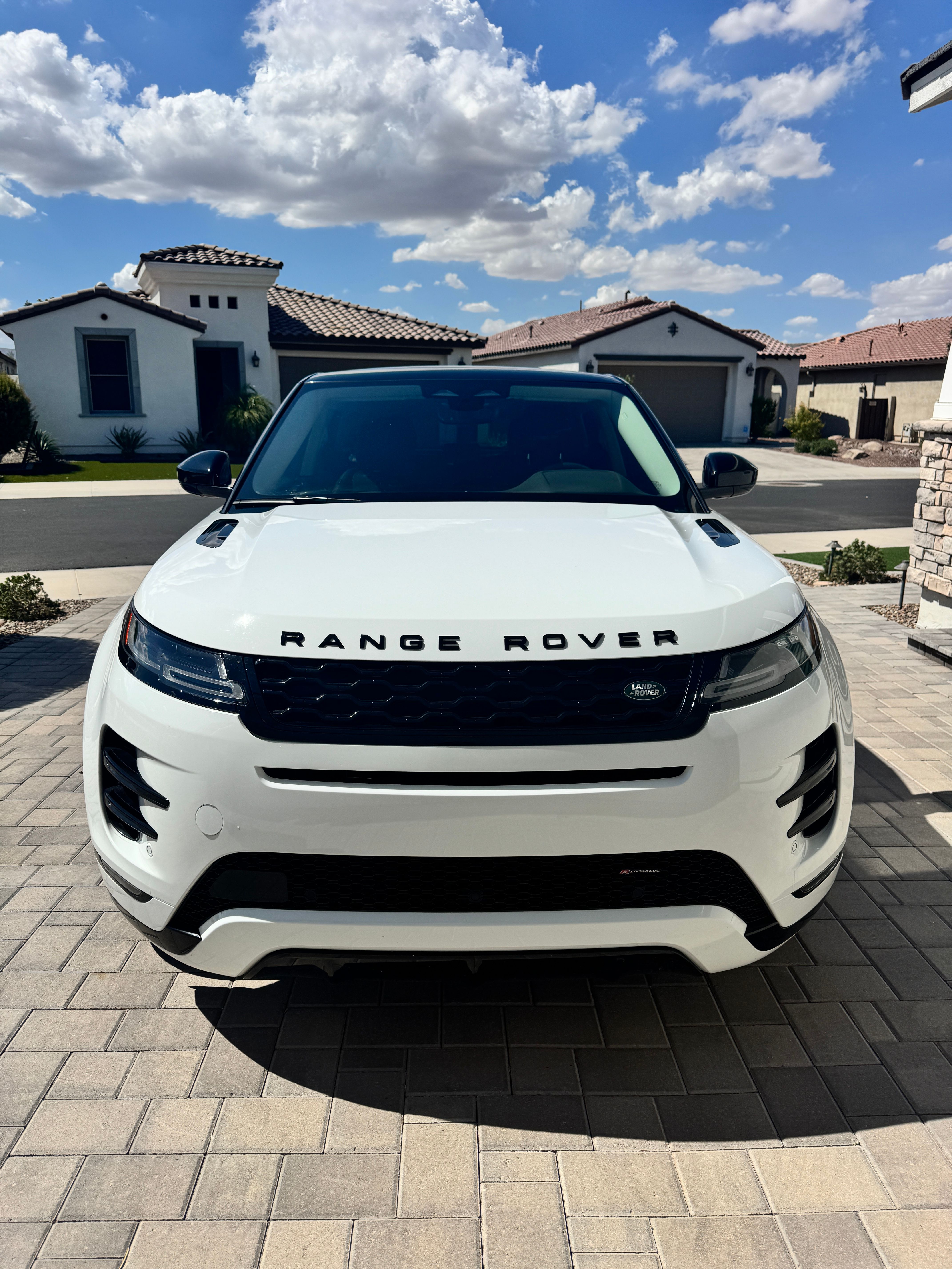 Used 2023 Land Rover Range Rover Evoque R-Dynamic S AWD/4WD image 4