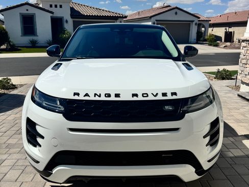 Used 2023 Land Rover Range Rover Evoque R-Dynamic S AWD/4WD image 4