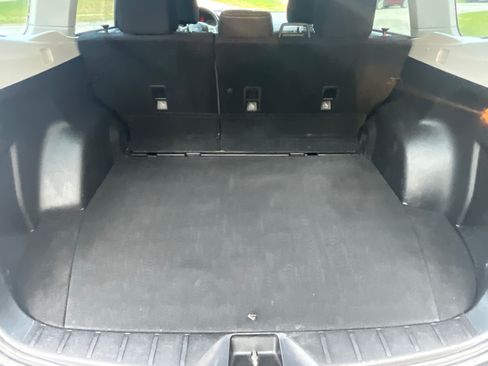 Used 2015 Subaru Forester 2.5i w/ Alloy Wheel Package AWD/4WD image 17