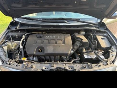 Used 2010 Toyota Corolla LE FWD image 13