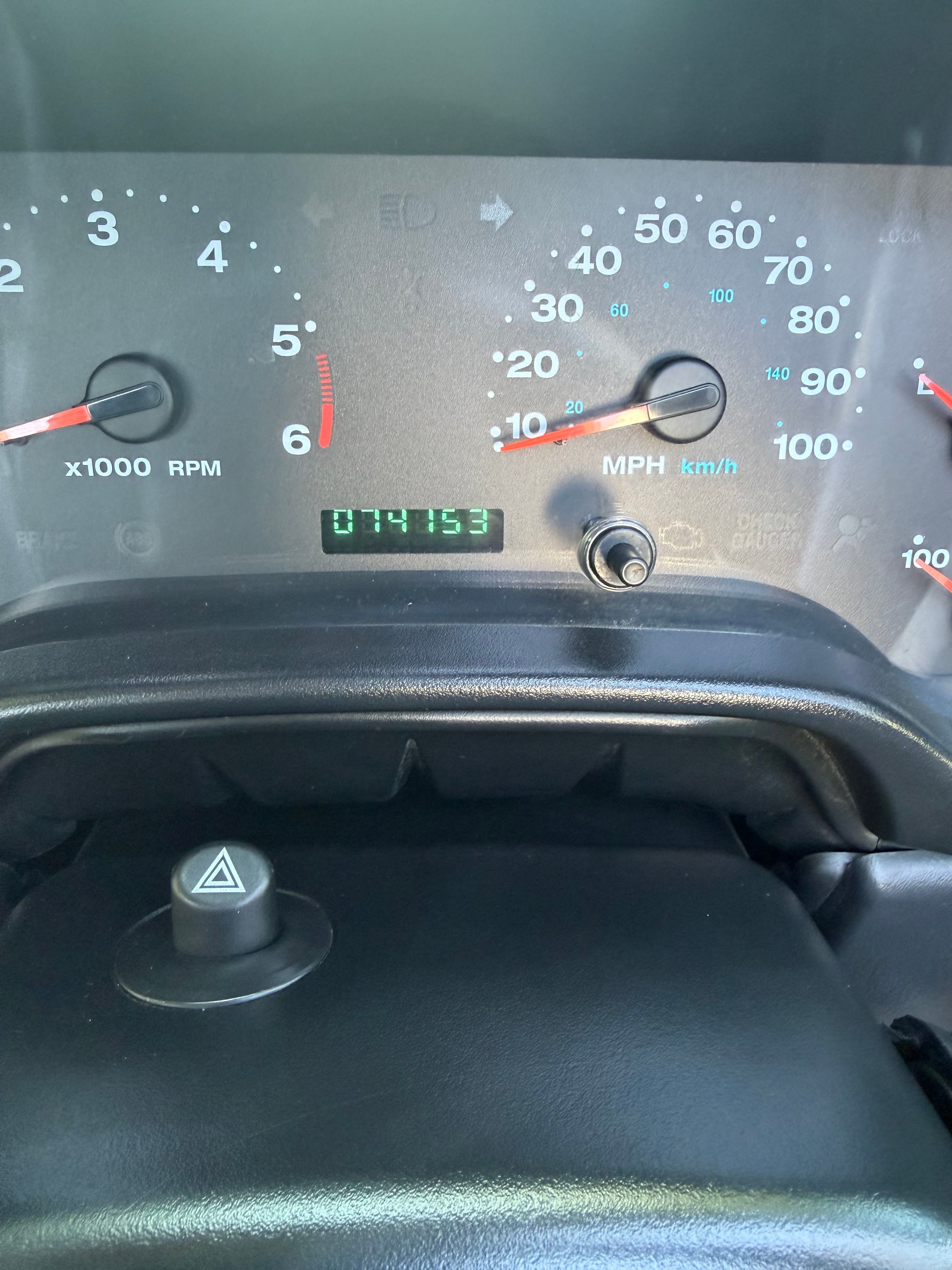Used 2006 Jeep Wrangler Unlimited w/ Premium Audio Group AWD/4WD image 4