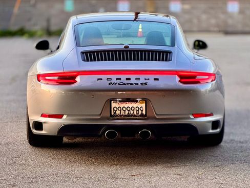 Used 2017 Porsche 911 Carrera 4S image 6