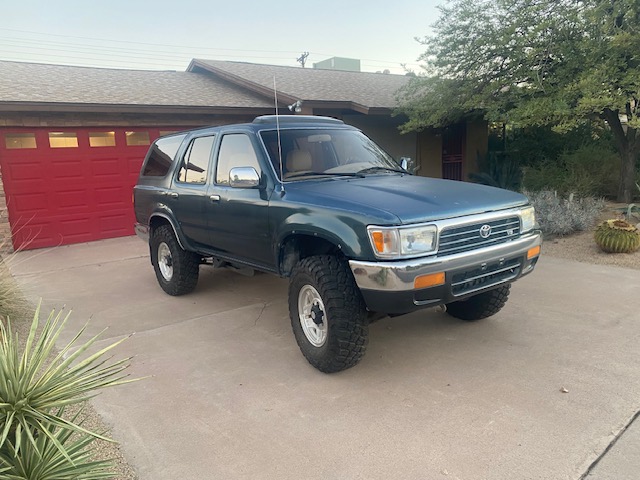 Used 1995 Toyota 4Runner SR5 AWD/4WD image 2