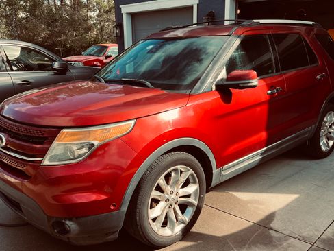 Used 2013 Ford Explorer Limited image 2