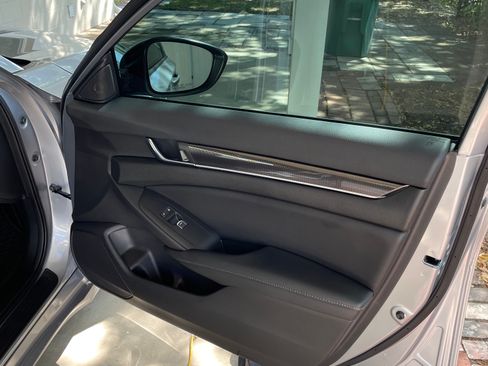 Used 2022 Honda Accord Sport image 30