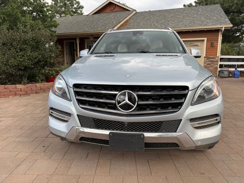 Used 2014 Mercedes-Benz ML 350 BlueTEC 4MATIC image 2