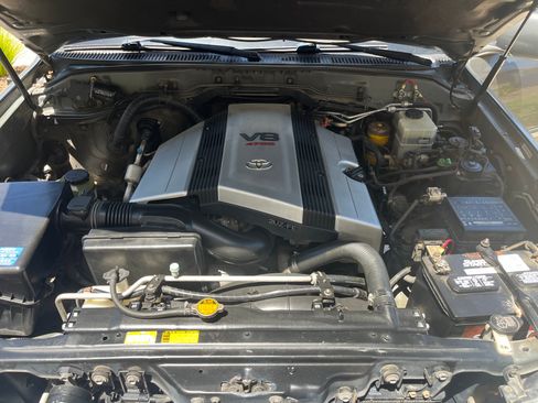 Used 2002 Toyota Land Cruiser AWD/4WD image 13