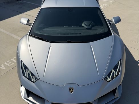 Used 2020 Lamborghini Huracan EVO AWD/4WD image 19