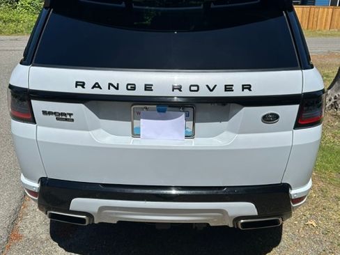 Used 2020 Land Rover Range Rover Sport HSE Dynamic AWD/4WD image 6
