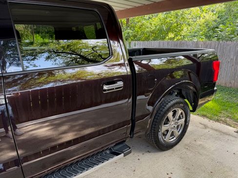 Used 2020 Ford F150 Lariat RWD image 17