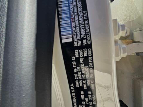 Used 2022 Maserati Levante Modena image 27