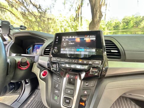 Used 2021 Honda Odyssey EX-L image 15