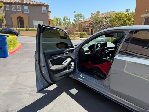 Used 2023 Honda Civic Type R image 13