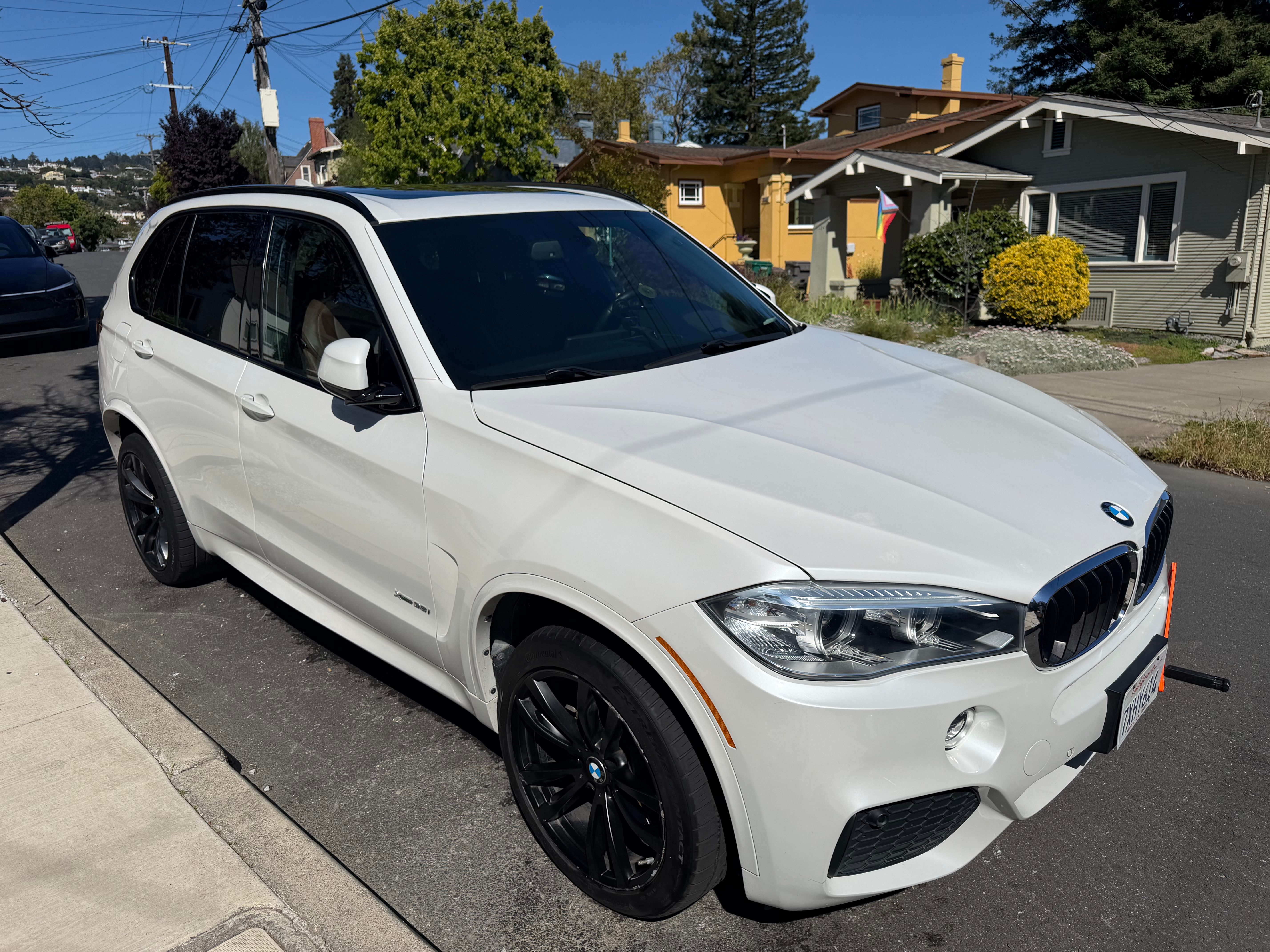 Used 2014 BMW X5 xDrive35i AWD/4WD image 1