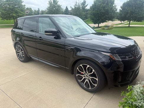 Used 2018 Land Rover Range Rover Sport Supercharged AWD/4WD image 2