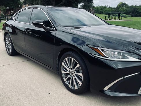 Used 2021 Lexus ES 350 w/ Premium Package FWD image 5