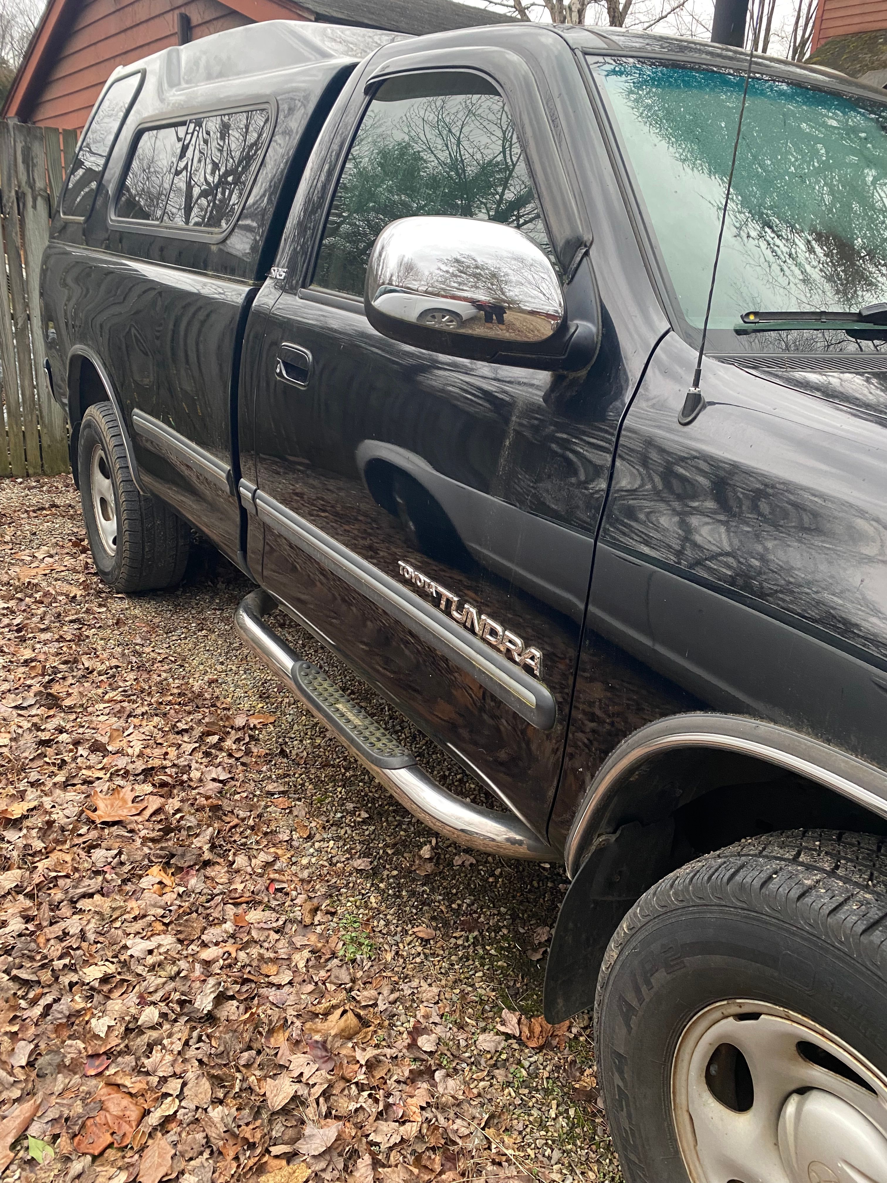 Used 2004 Toyota Tundra SR5 AWD/4WD image 2