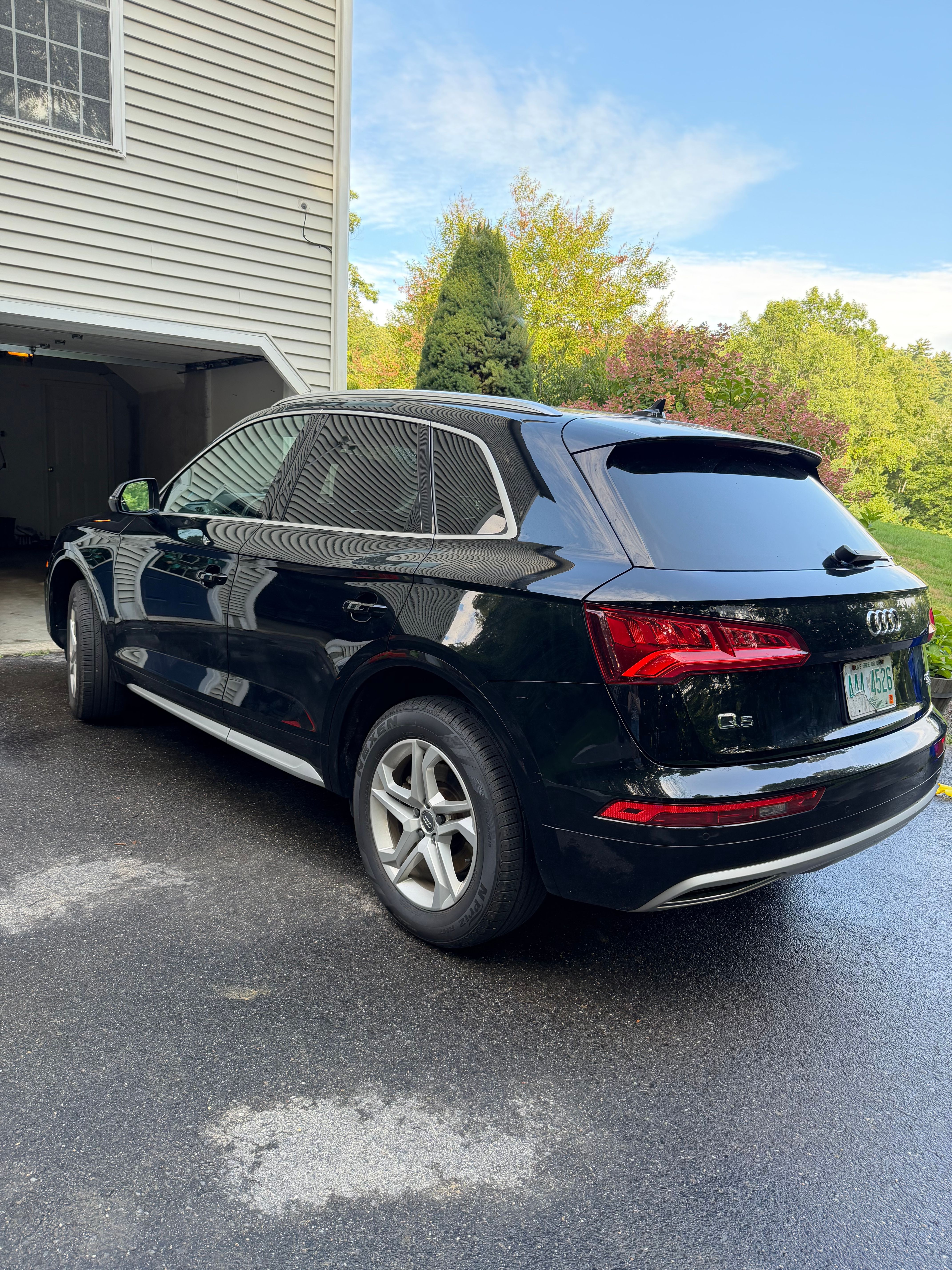 Used 2018 Audi Q5 2.0T Premium Plus w/ Premium Plus Package AWD/4WD image 17