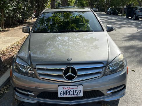 Used 2011 Mercedes-Benz C 300 Sedan image 5