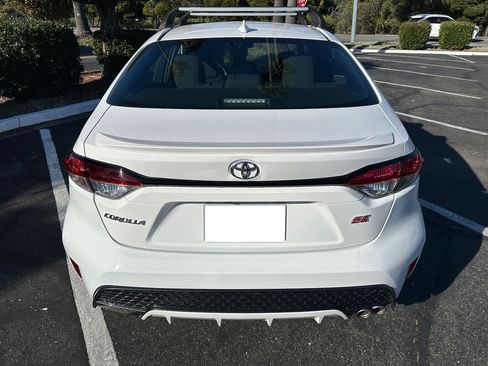 Used 2020 Toyota Corolla SE FWD image 13