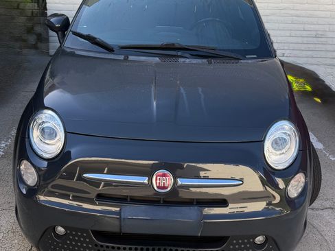 Used 2017 FIAT 500 e image 1