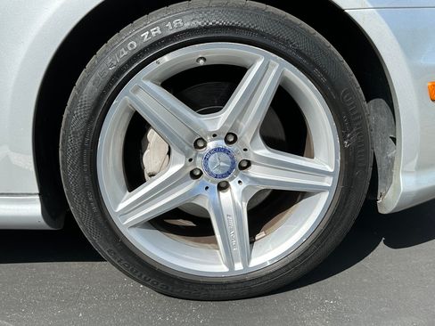 Used 2011 Mercedes-Benz CLS 550 image 9