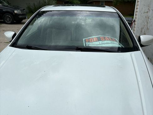 Used 2010 Honda Accord EX-L image 4