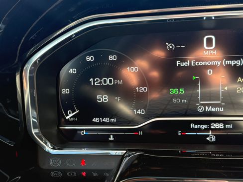 Used 2022 GMC Sierra 1500 Elevation w/ Elevation Premium Package image 2