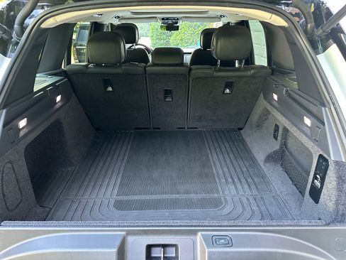 Used 2022 Land Rover Range Rover SE AWD/4WD image 11