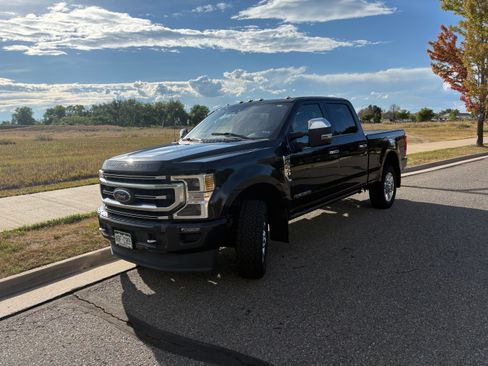 Used 2020 Ford F350 Platinum AWD/4WD image 5