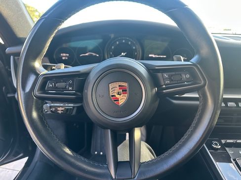 Used 2020 Porsche 911 Carrera image 8