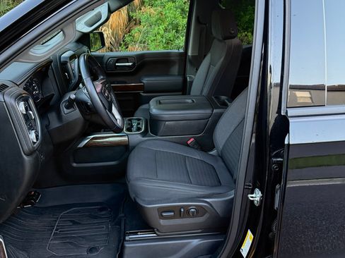 Used 2022 GMC Sierra 1500 Elevation RWD image 8