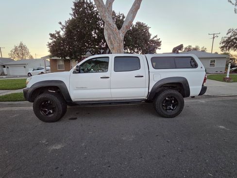 Used 2009 Toyota Tacoma 4x4 Double Cab image 9