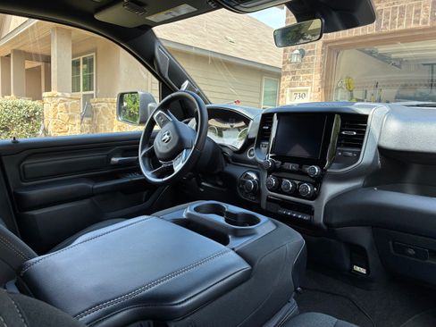 Used 2025 RAM 1500 Classic Warlock image 10