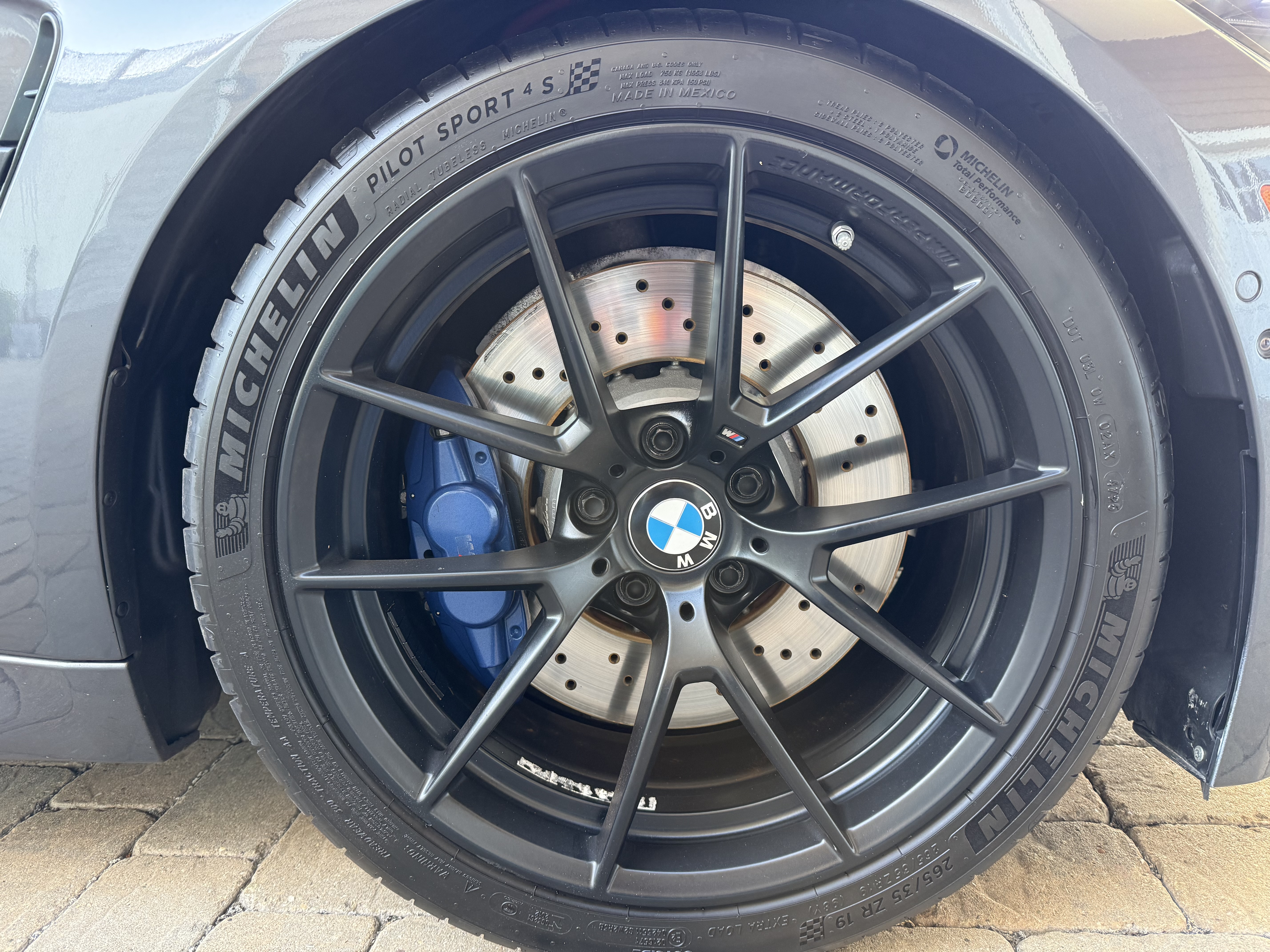 Used 2018 BMW M3 RWD image 6