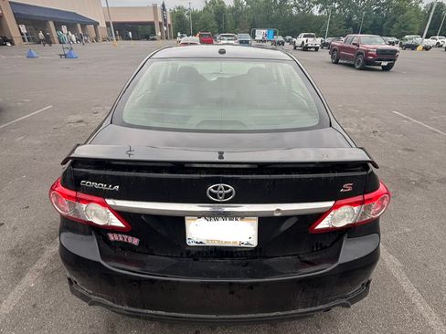 Used 2012 Toyota Corolla S FWD image 2