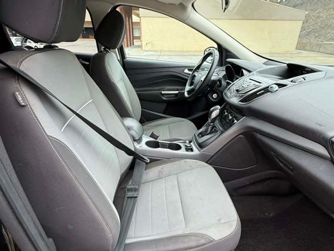 Used 2014 Ford Escape SE image 13